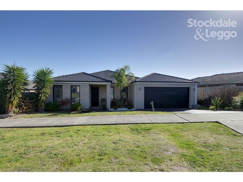 4 Lawn Avenue, Traralgon VIC 3844