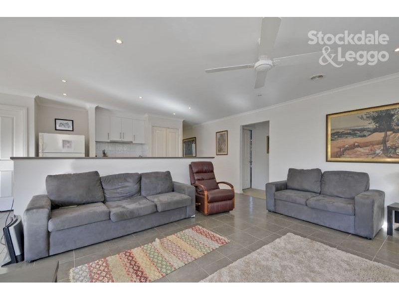 4 Lawn Avenue, Traralgon VIC 3844