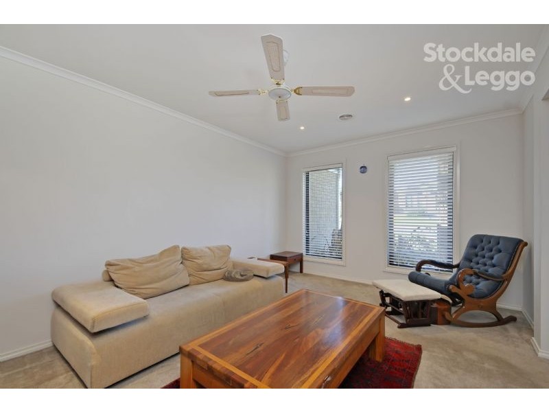 4 Lawn Avenue, Traralgon VIC 3844