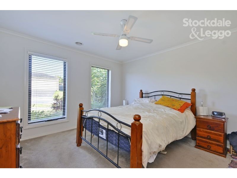 4 Lawn Avenue, Traralgon VIC 3844