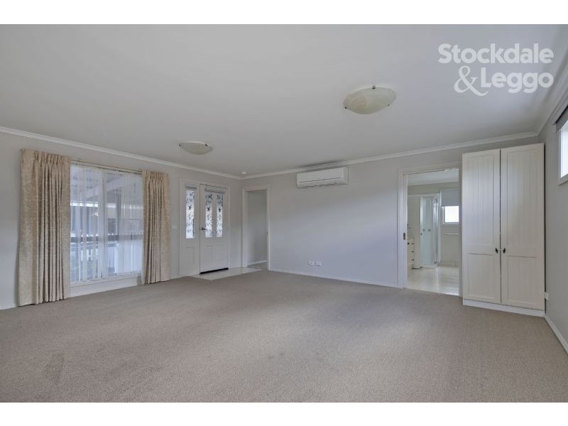2 Greenacres, 5353 Princes Highway, Traralgon VIC 3844