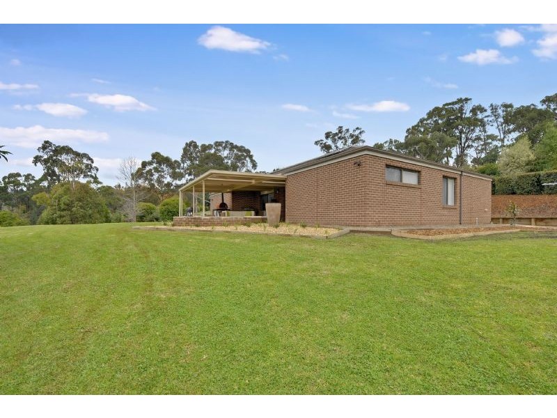 9 Lauren Place, Traralgon South VIC 3844