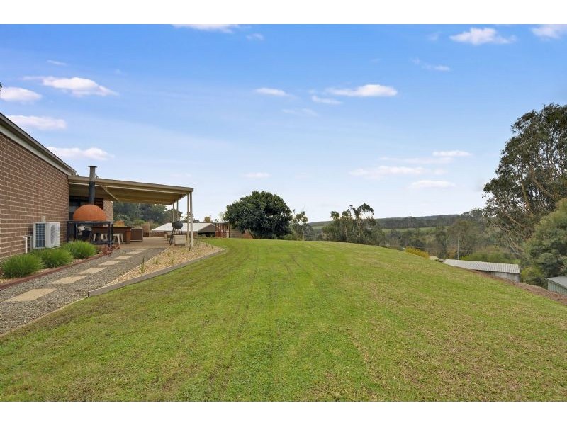 9 Lauren Place, Traralgon South VIC 3844