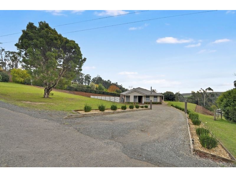 9 Lauren Place, Traralgon South VIC 3844