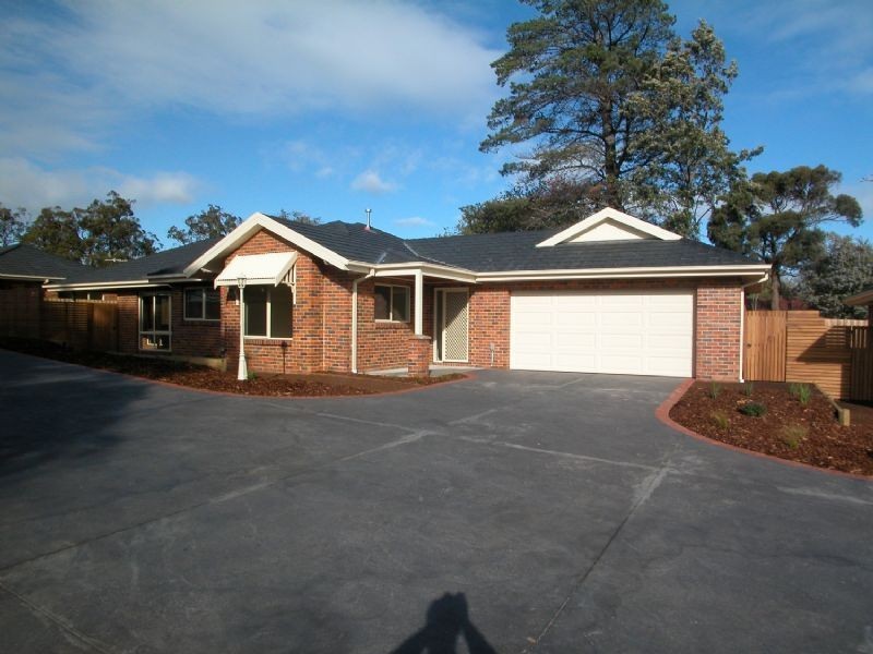 2/27A A”BECKETT ROAD, Bunyip VIC 3815