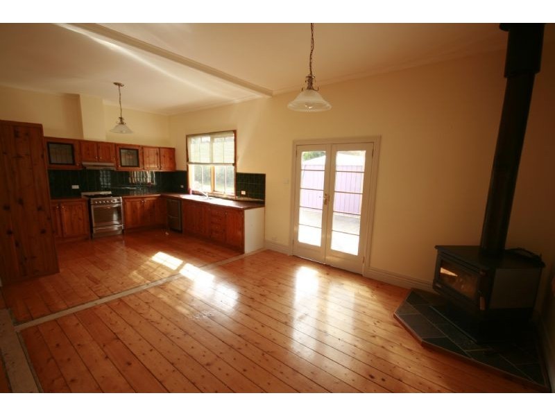 26 Henry, Bunyip VIC 3815