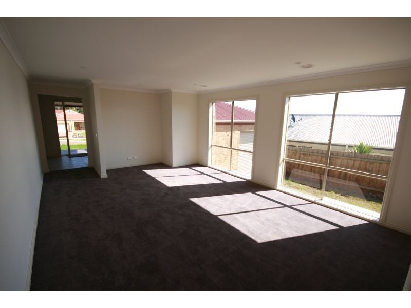 Drouin VIC 3818