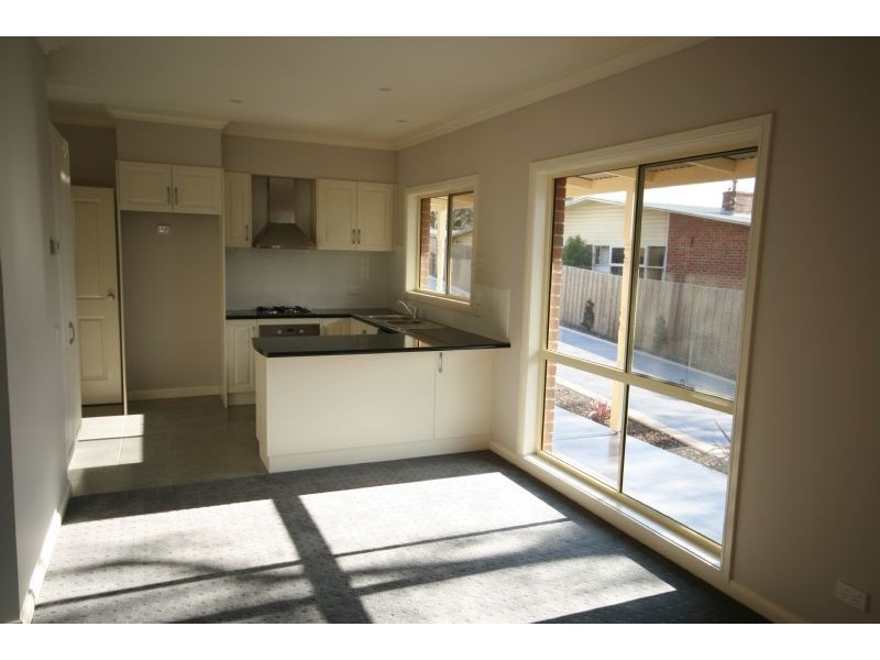 Drouin VIC 3818