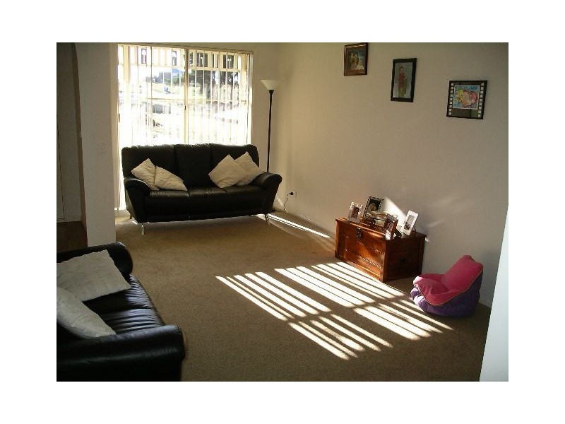 8 Toorongo Street, Drouin VIC 3818