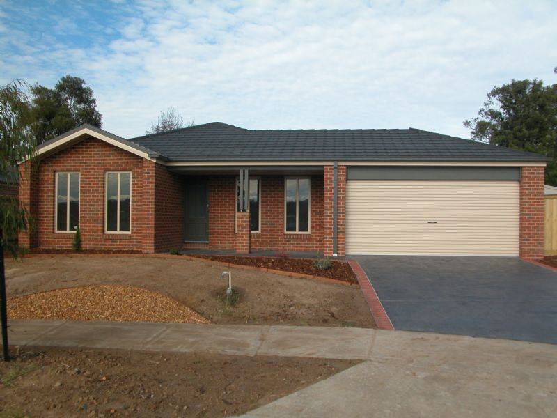 6 Lairds Rise, Garfield VIC 3814