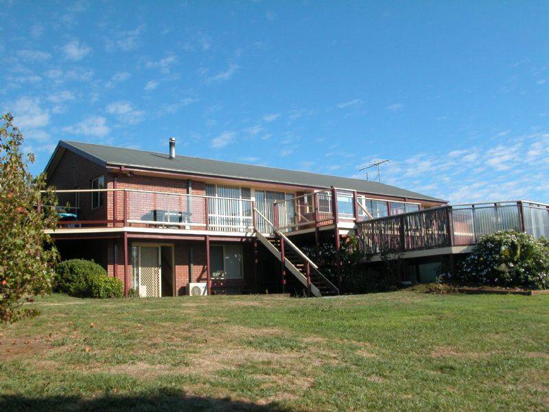 15A Greenland Drive, Drouin VIC 3818