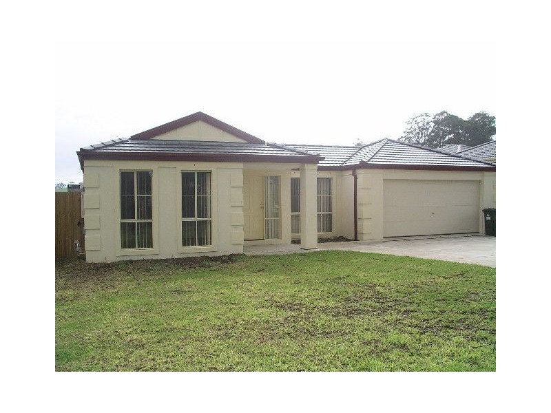 323 Settlement Road, Drouin VIC 3818
