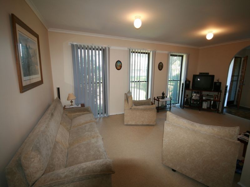 Drouin VIC 3818