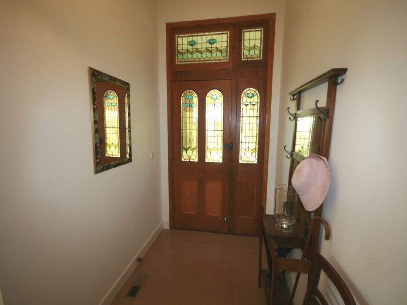 5 Young Street, Drouin VIC 3818