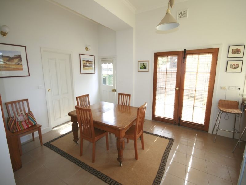 5 Young Street, Drouin VIC 3818