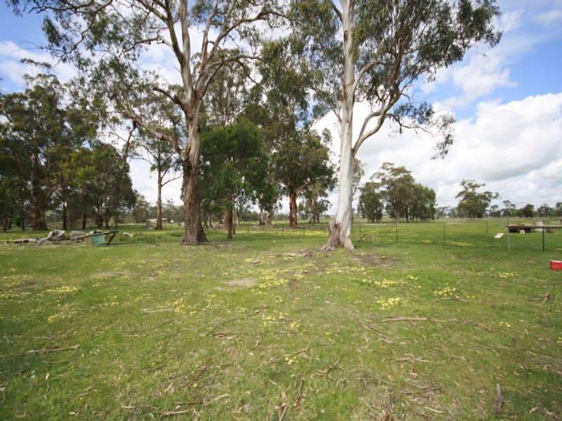 19-21 Collett Street, Longwarry VIC 3816