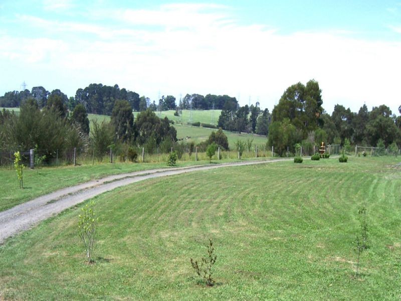 Drouin VIC 3818