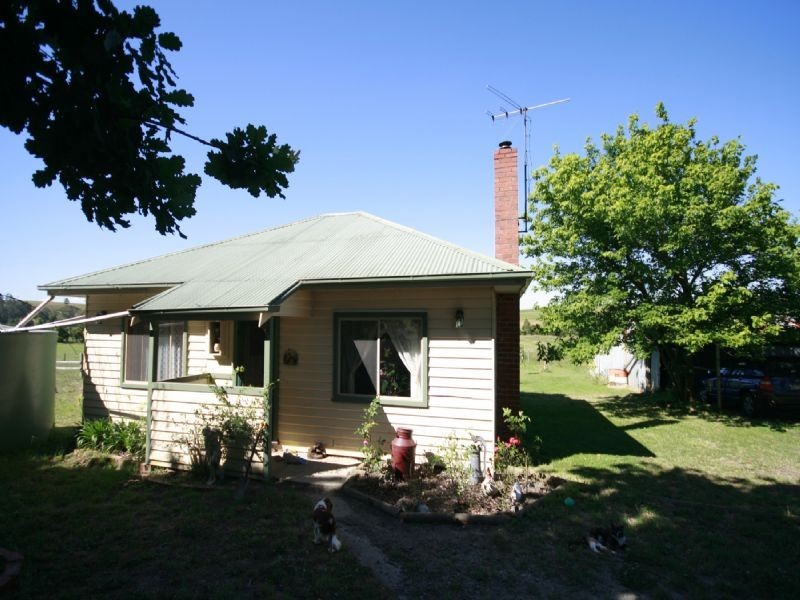 Drouin South VIC 3818