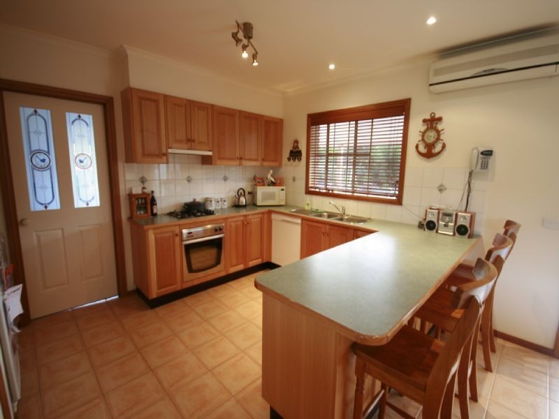 Drouin VIC 3818
