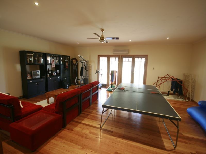 Drouin VIC 3818