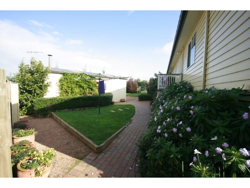 Drouin VIC 3818