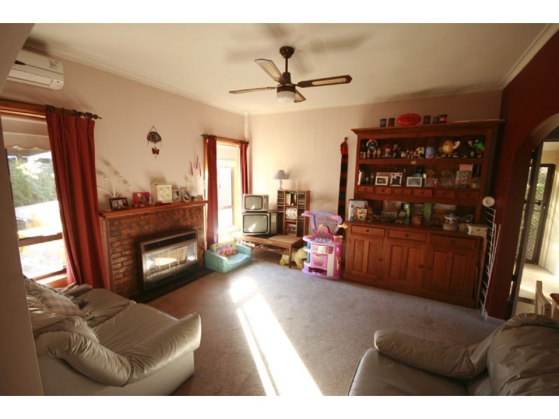 Drouin VIC 3818