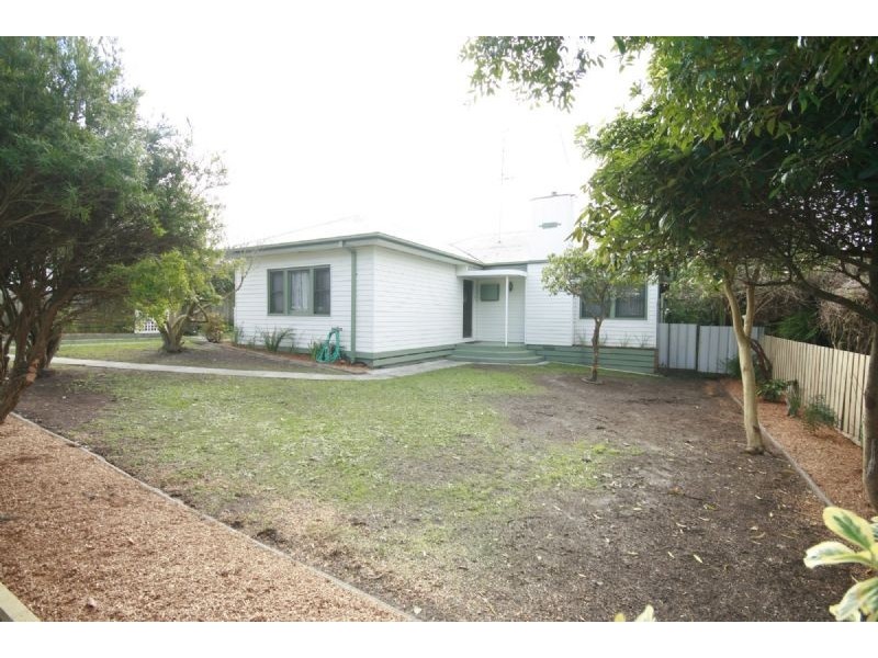 Drouin VIC 3818