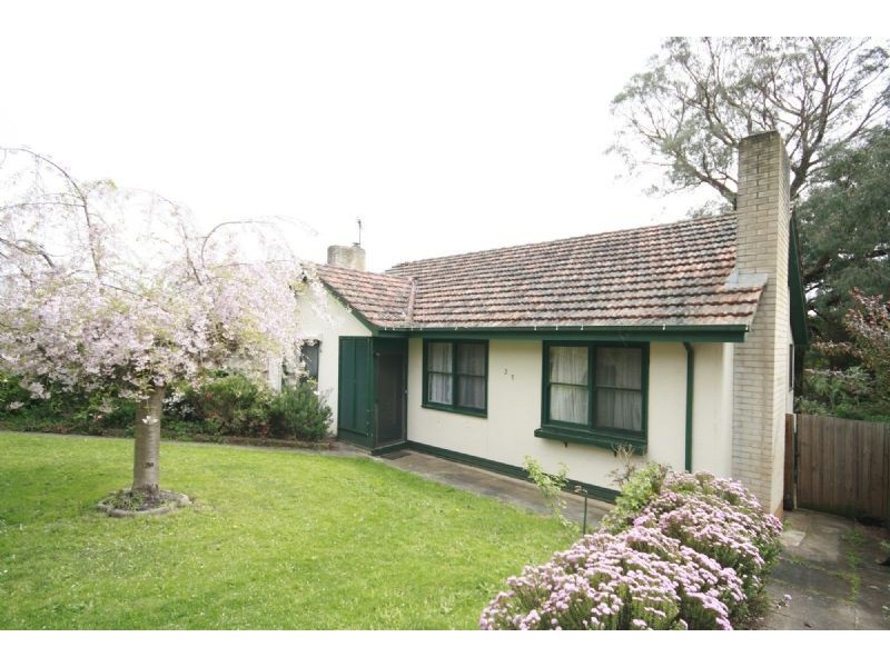 25 Victoria, Drouin VIC 3818