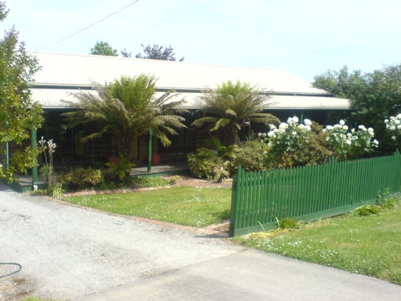 9  Russell, Drouin VIC 3818