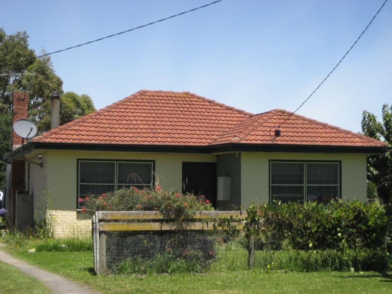 2 Gardiner, Longwarry VIC 3816