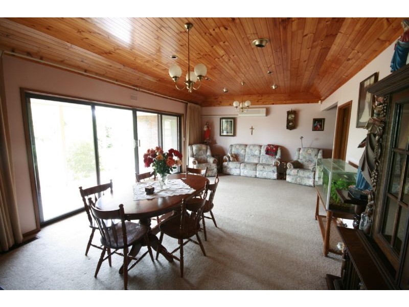 41-43 A’Beckett Road, Bunyip VIC 3815