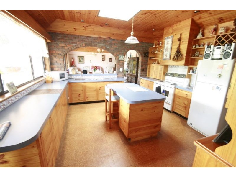 41-43 A’Beckett Road, Bunyip VIC 3815