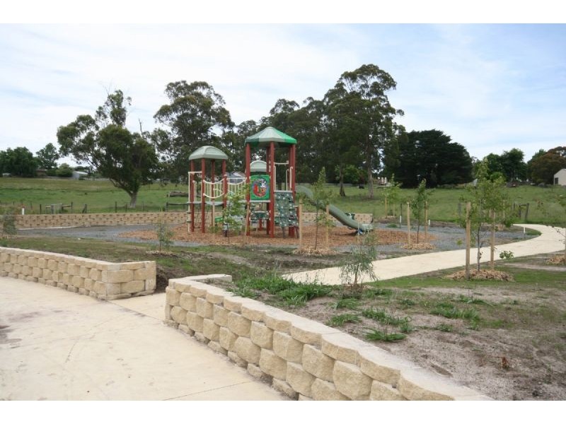 Drouin VIC 3818