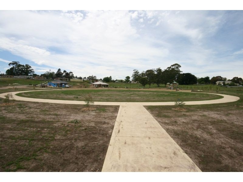 Drouin VIC 3818