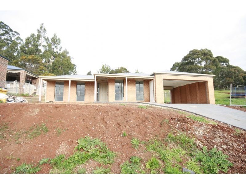 124 Manallack, Drouin VIC 3818