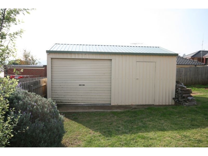 Drouin VIC 3818