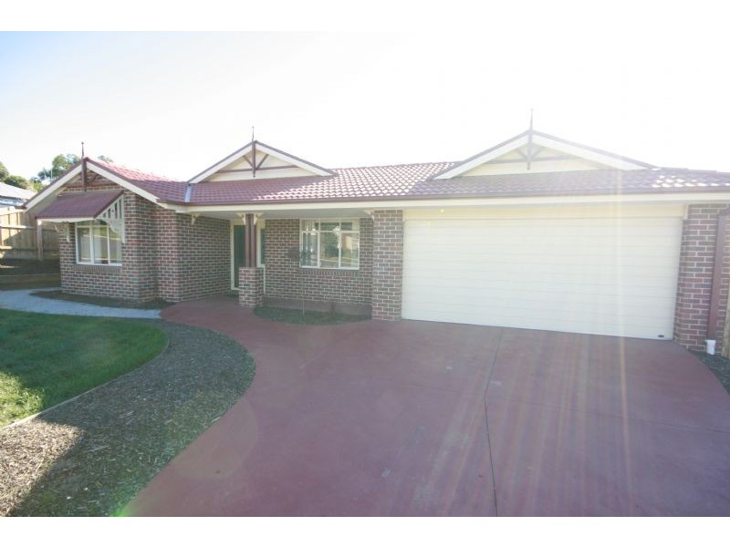 7  Rivendale, Drouin VIC 3818