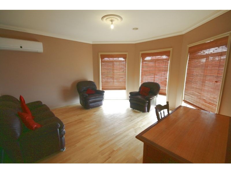 Drouin VIC 3818