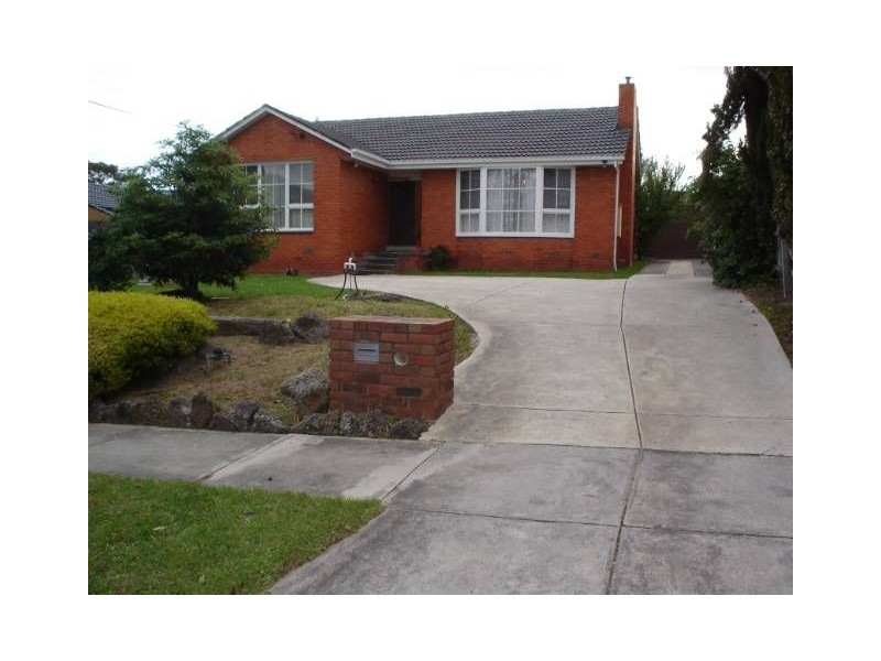 28 Monash Drive, Mulgrave VIC 3170