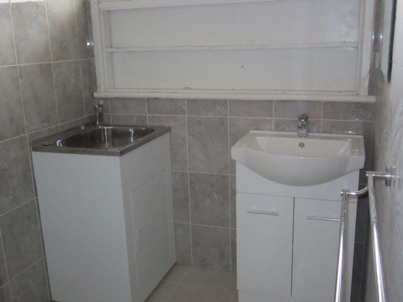 2/1 Burns Avenue, Clayton South VIC 3169