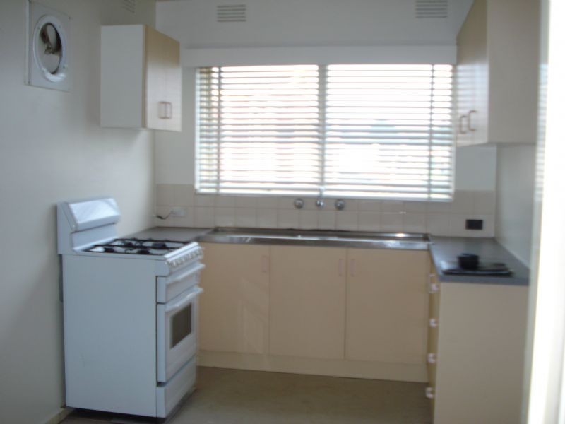 5/4 Manatunga Street, Clayton VIC 3168