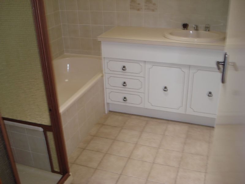 4/16-18 Newport Road, Clayton South VIC 3169