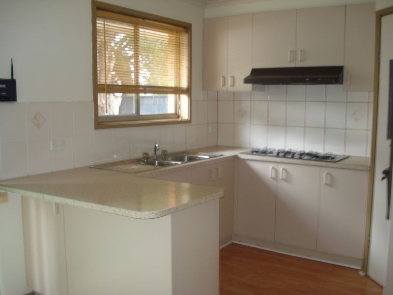 2/20 Irwin Street, Clayton VIC 3168