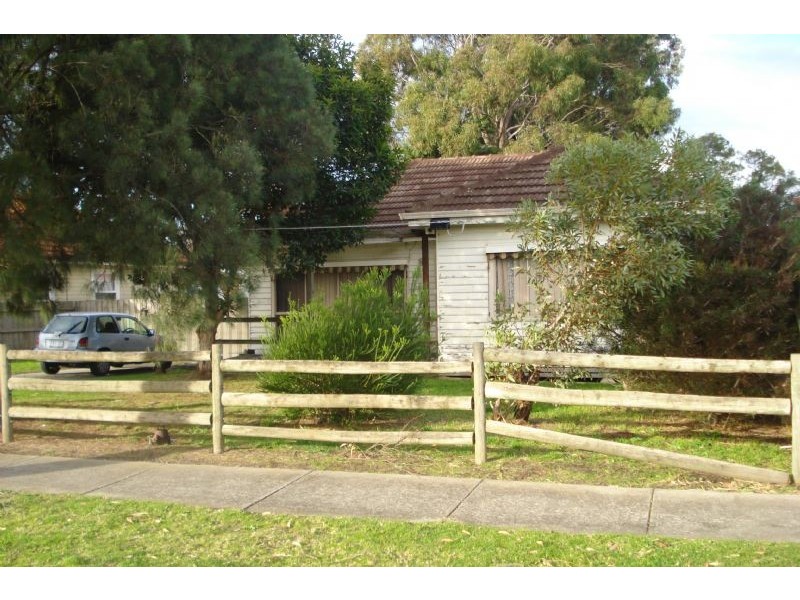 4 Tennyson Avenue, Clayton South VIC 3169