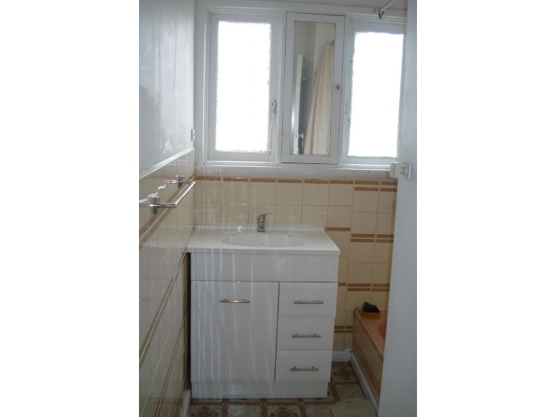 64 Jaguar Drive, Clayton VIC 3168