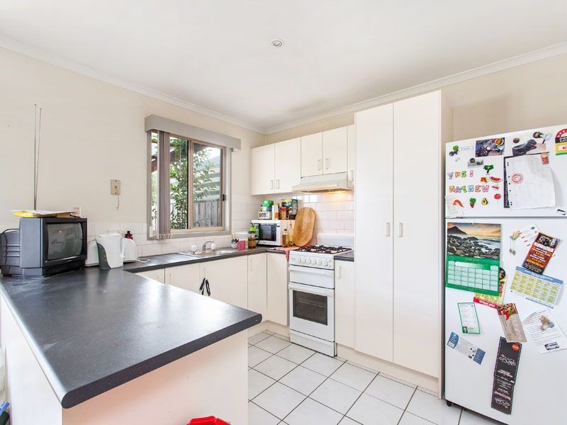 27B Renver Road, Clayton VIC 3168