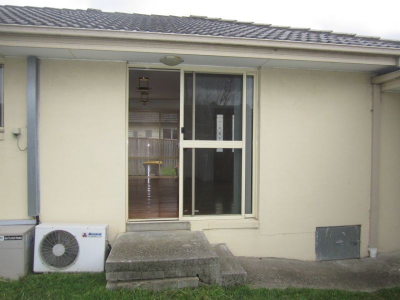2/24 Bettina Street, Clayton VIC 3168