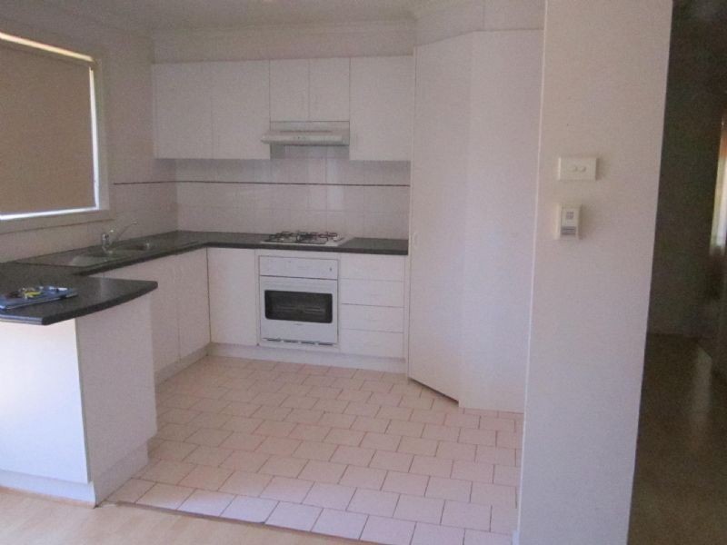 1/12 Flora Road, Clayton VIC 3168
