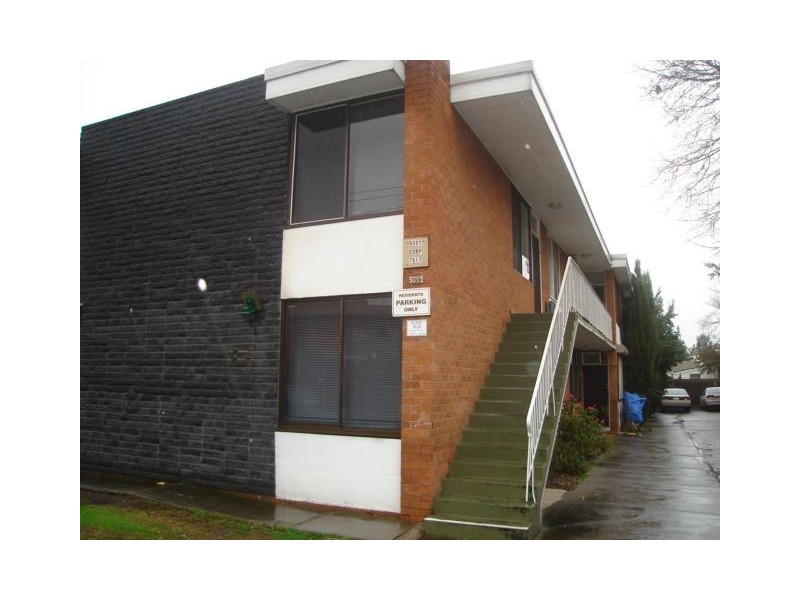 2/785 Warrigal Rd, Bentleigh East VIC 3165