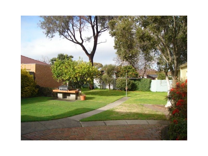 18 Alice Street, Clayton VIC 3168